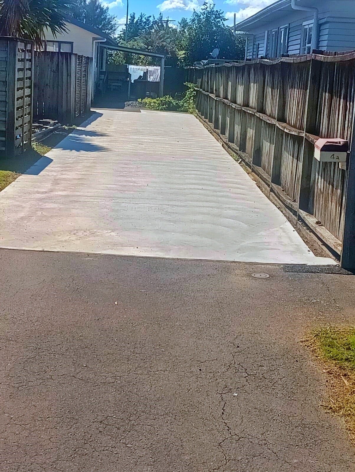 concrete driveway hamilton